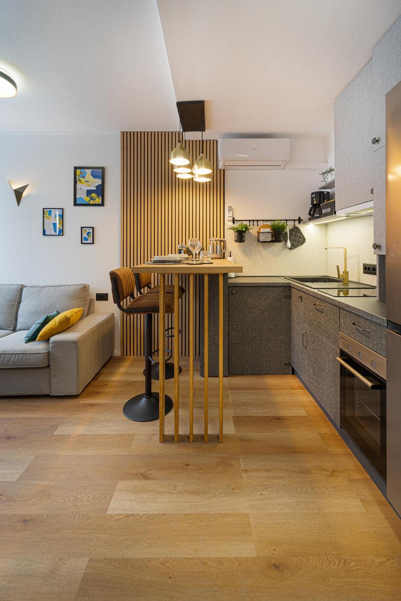 Studio Apartment Lemon & Sun สปลิท ภายนอก รูปภาพ